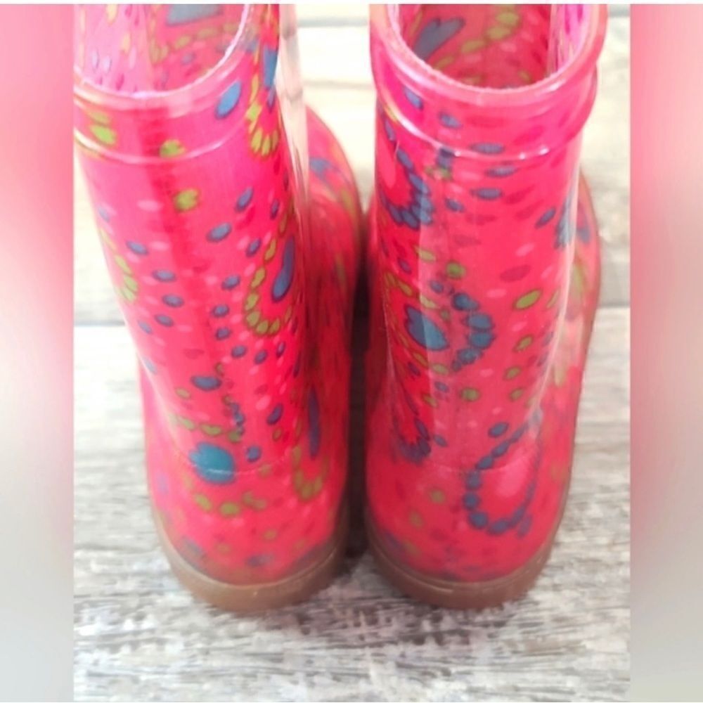 EUC - Girls Pink Rubber Rain Boots Hearts Graphic Pull Up Straps - Size 11/12 - Picture 4 of 8